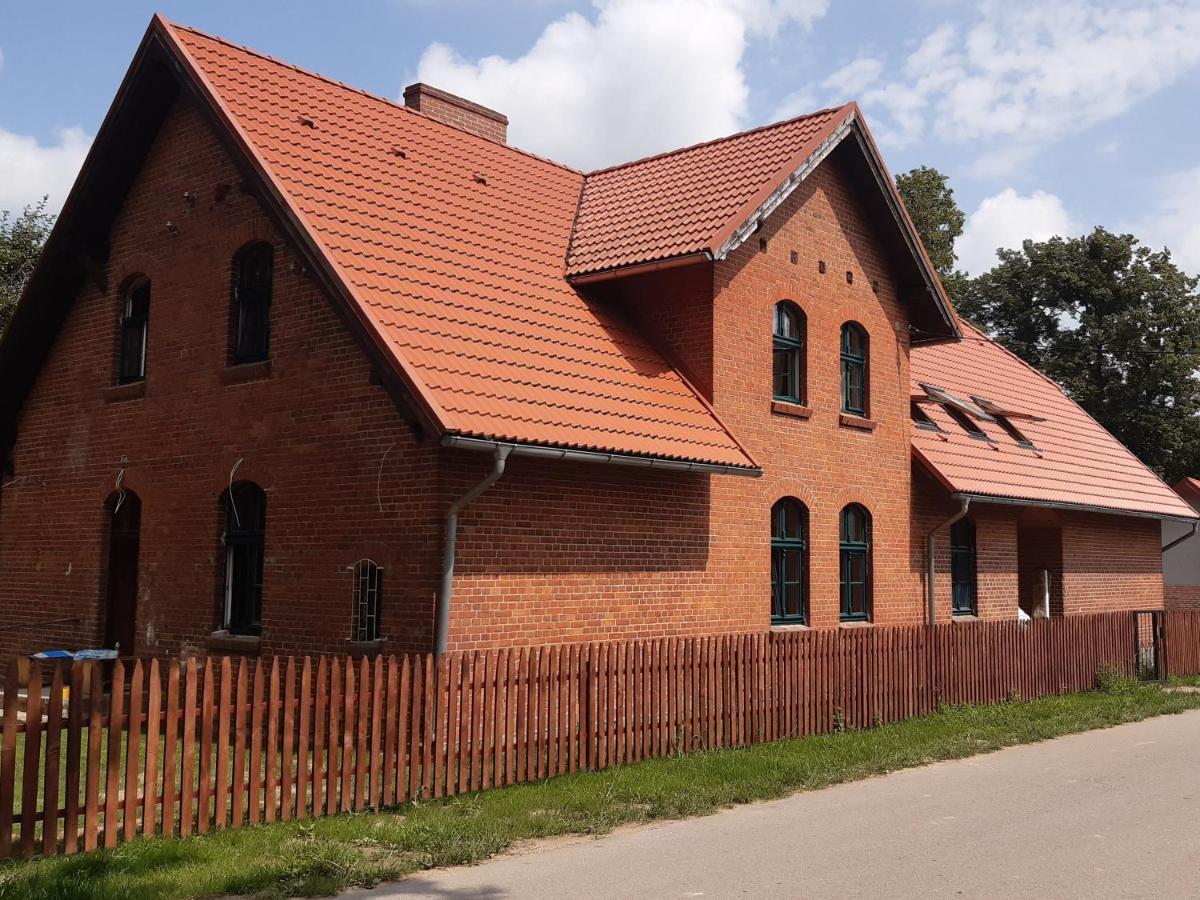Czarna Jachta - Na Szlaku Legend - - - - - Pokoje Nad Jeziorem Kruklanki Luaran gambar